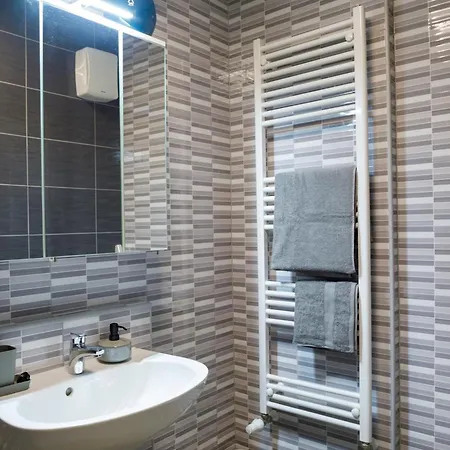 Sixties Elite Free Private Parking Debrecen